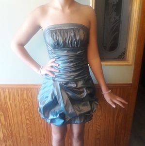 Beautiful dress by Jessica McClintock